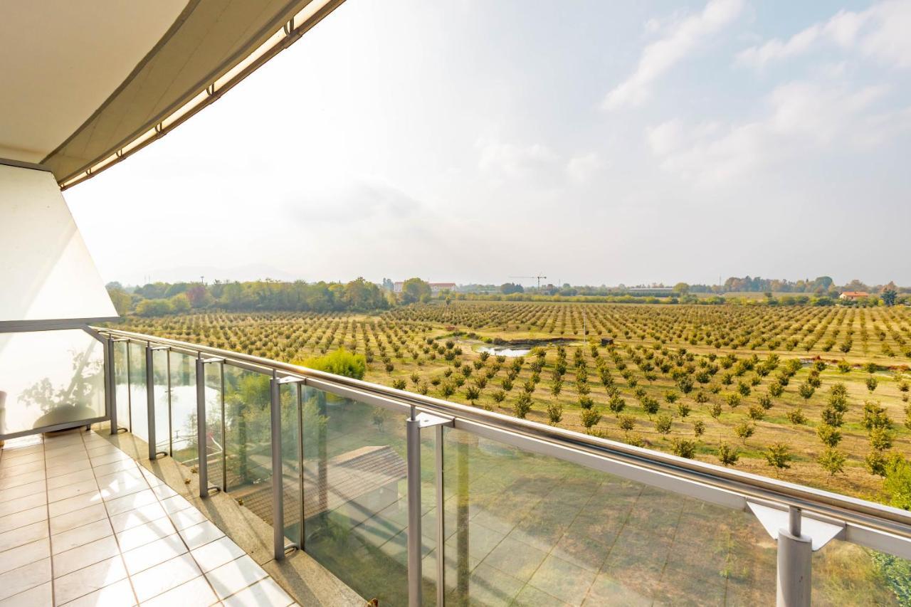 Glass House Cuneo Luaran gambar
