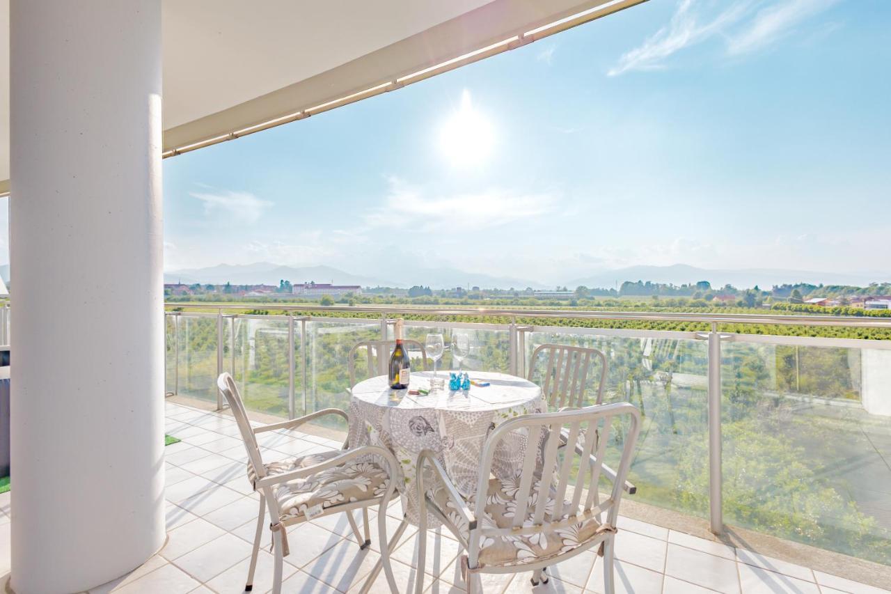 Glass House Cuneo Luaran gambar